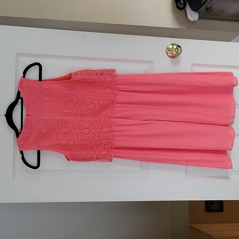 LOFT dress - Picture 2 of 3